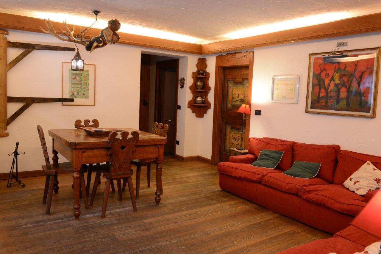Ai Piedi Della Marmolada Apartment Canazei Bagian luar foto